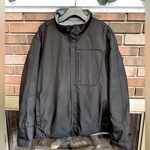 🖤 NWOT  Reversible jacket with pockets. Gray and Black size XXL excellent